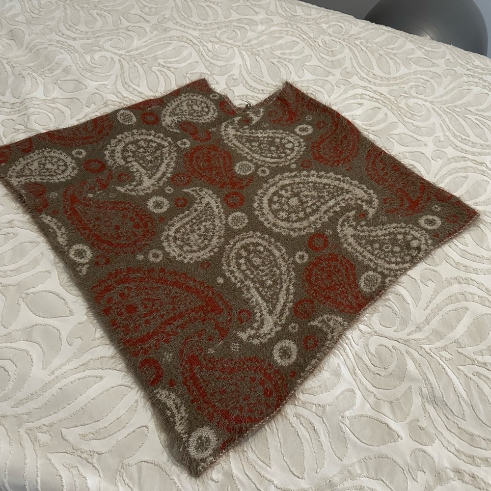Paisley Patterned women’s Ponch